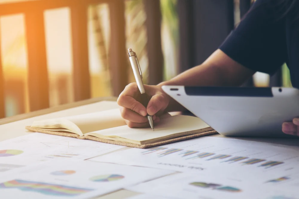 SaaS Buyers Are Researching More Than Ever Before​